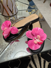 Charger l'image dans la galerie, Sandales orchidées 111