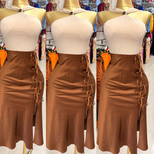 Charger l&#39;image dans la galerie, Jupe avec attache
