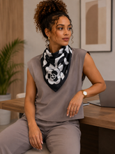 Charger l'image dans la galerie, foulard

