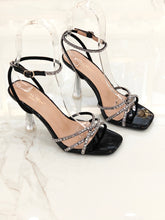 Charger l&#39;image dans la galerie, Chaussure 55-03
