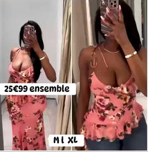 Charger et lire la vidéo dans la visionneuse de la Galerie, Ensemble haut et jupe fleurie
